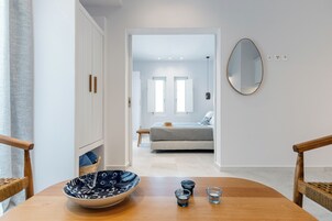 公寓, 阳台, 城市景观 | 客房内保险箱、熨斗/熨衣板、免费 WiFi