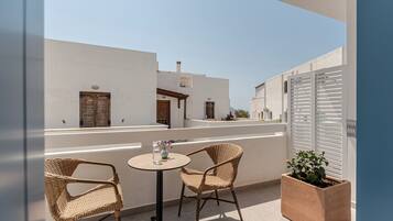 Suite, Balcony, City View