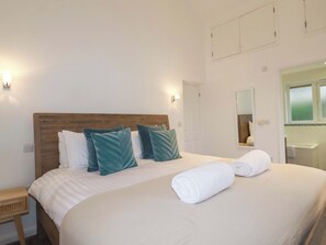 3 soverom, individuelt dekorert og individuelt innredet