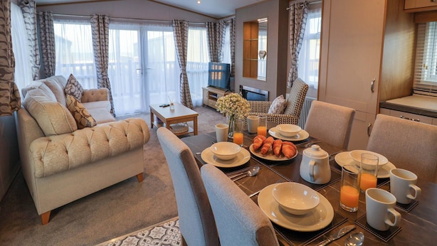 Living area - Paws By The Sea (Norwich)