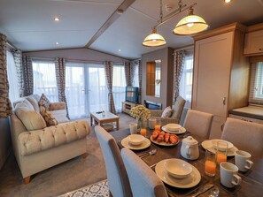 Living area - Paws By The Sea (Norwich)