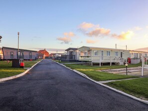 Exterior - Paws By The Sea (Norwich)