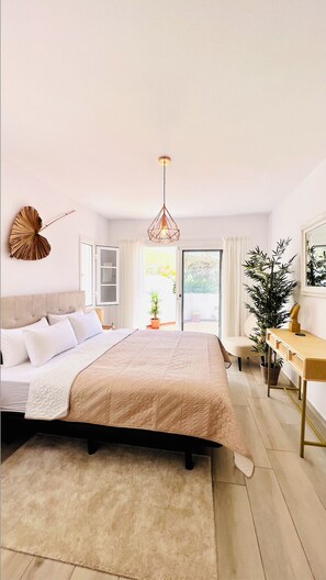 2 bedrooms, iron/ironing board, WiFi, bed sheets - Stunning 2 Bedrooms Sea View Apartment • 3 Terraces/Garden • Pool (Costa Adeje)