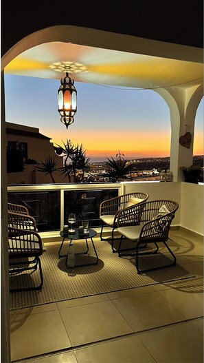Property grounds - Stunning 2 Bedrooms Sea View Apartment • 3 Terraces/Garden • Pool (Costa Adeje)