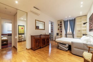 Spa - New Banks - FromHometoRome (Roma)