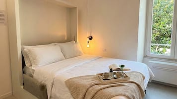 Deluxe-Studio, Kochnische | Individuell dekoriert, individuell eingerichtet, Bügeleisen/Bügelbrett