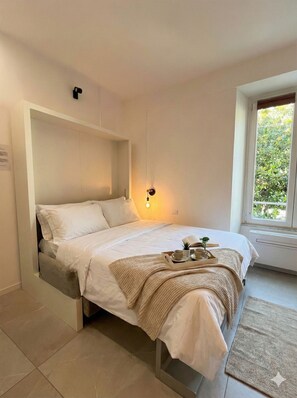 Deluxe Studio, Kitchenette | Individually decorated, individually furnished, iron/ironing board - Vatican City Deluxe (Rome)