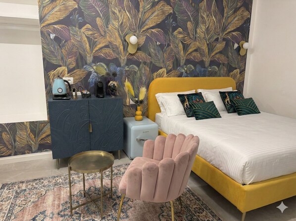 Design Double Room, 1 Queen Bed | Individually decorated, individually furnished, iron/ironing board - Vatican City Deluxe (Rome)