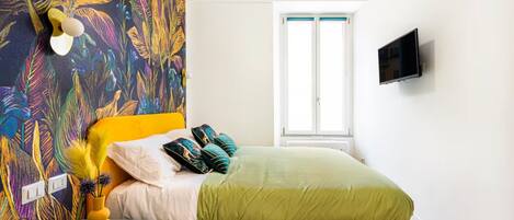 Design dubbelrum - 1 queensize-sÀng | Individuell inredning, unika möbler och strykjÀrn/strykbrÀda