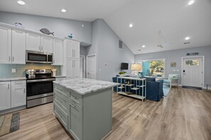 Fridge, microwave, oven, stovetop - Oak Island Ranch with Firepit and Hot Tub (Oak Island)