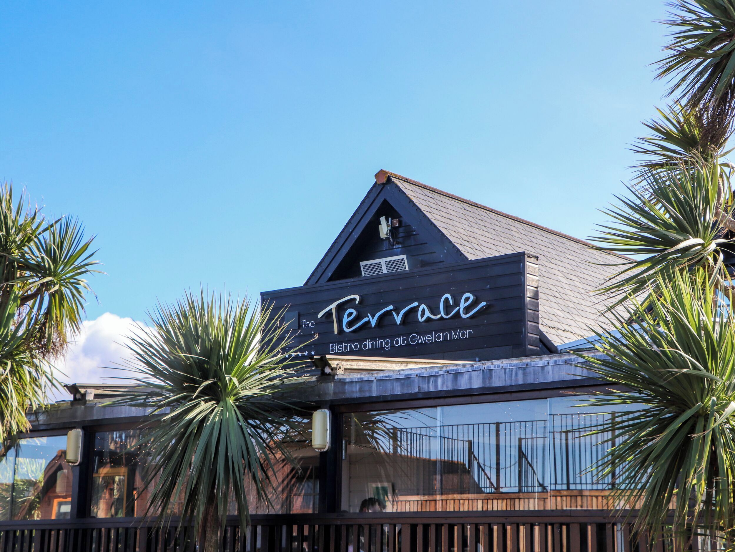 Cottage | Chi tiết ngoại thất