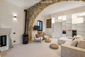 Living area -  The sea, nature and tradition meet: welcome to Il Frantoio!This charming rustic property offers an authentic and unforgettable experience, perfect for those seeking relaxation and nature. Located in the heart of Corniglia, it will give you wonderful vie (Corniglia)