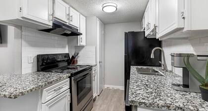 Landing Apartments San Antonio near Baptist Neighborhood Hospital