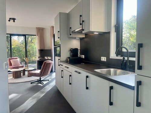 Modern Family Retreat Near the Beach