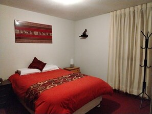 3 chambres, fer et planche à repasser, Wi-Fi, literie fournie