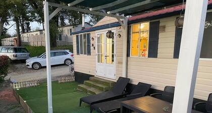 Holiday Travel Genius-mobile Home Base Near Pisa