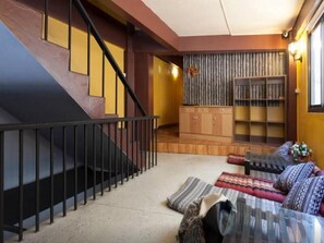 Interior - Raw Hostel (Chiang Mai)