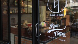 Bar (on property) - Raw Hostel (Chiang Mai)
