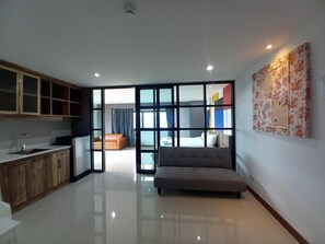 Interior - Raw Hostel (Chiang Mai)