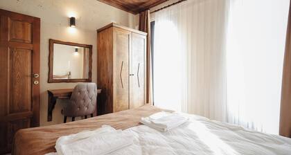Castle Stone House – Cozy 1-Bedroom Stone Apartment