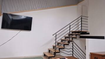 2 Schlafzimmer, BĂŒgeleisen/BĂŒgelbrett, kostenloses WLAN, BettwĂ€sche