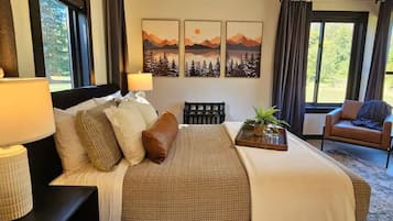 2 soverom, skrivebord, strykejern/-brett og wi-fi