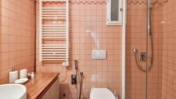 Een douche, een bidet