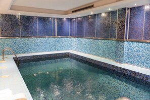 Indoor pool - Vercure Jeddah Alhamra Hotel (Jeddah)
