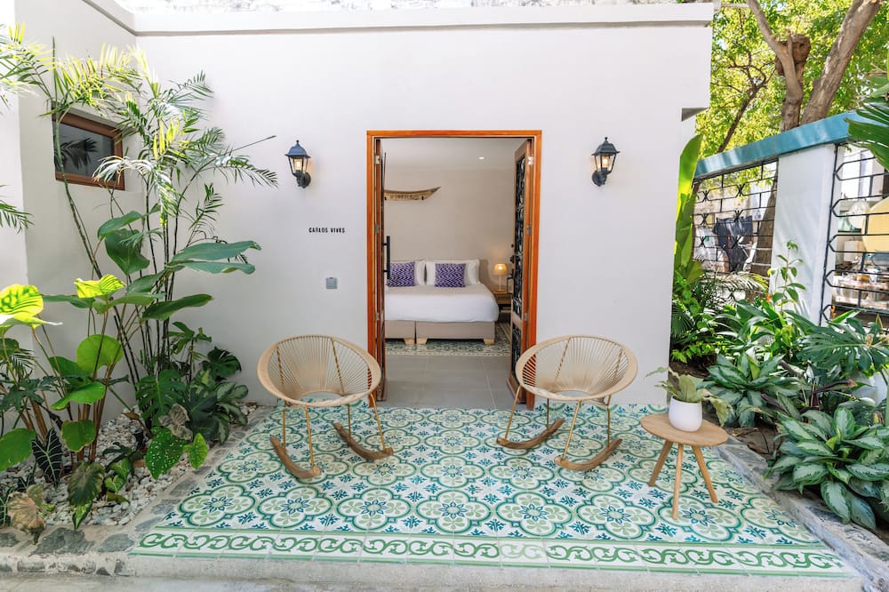 HOTEL LIBRERIA CAFE DE POMBAL