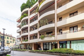 Apartamento, 1 quarto, acessível, sacada | Fachada