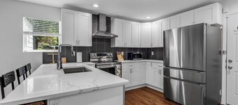 The TEA-Riffic Inn with theatre room!