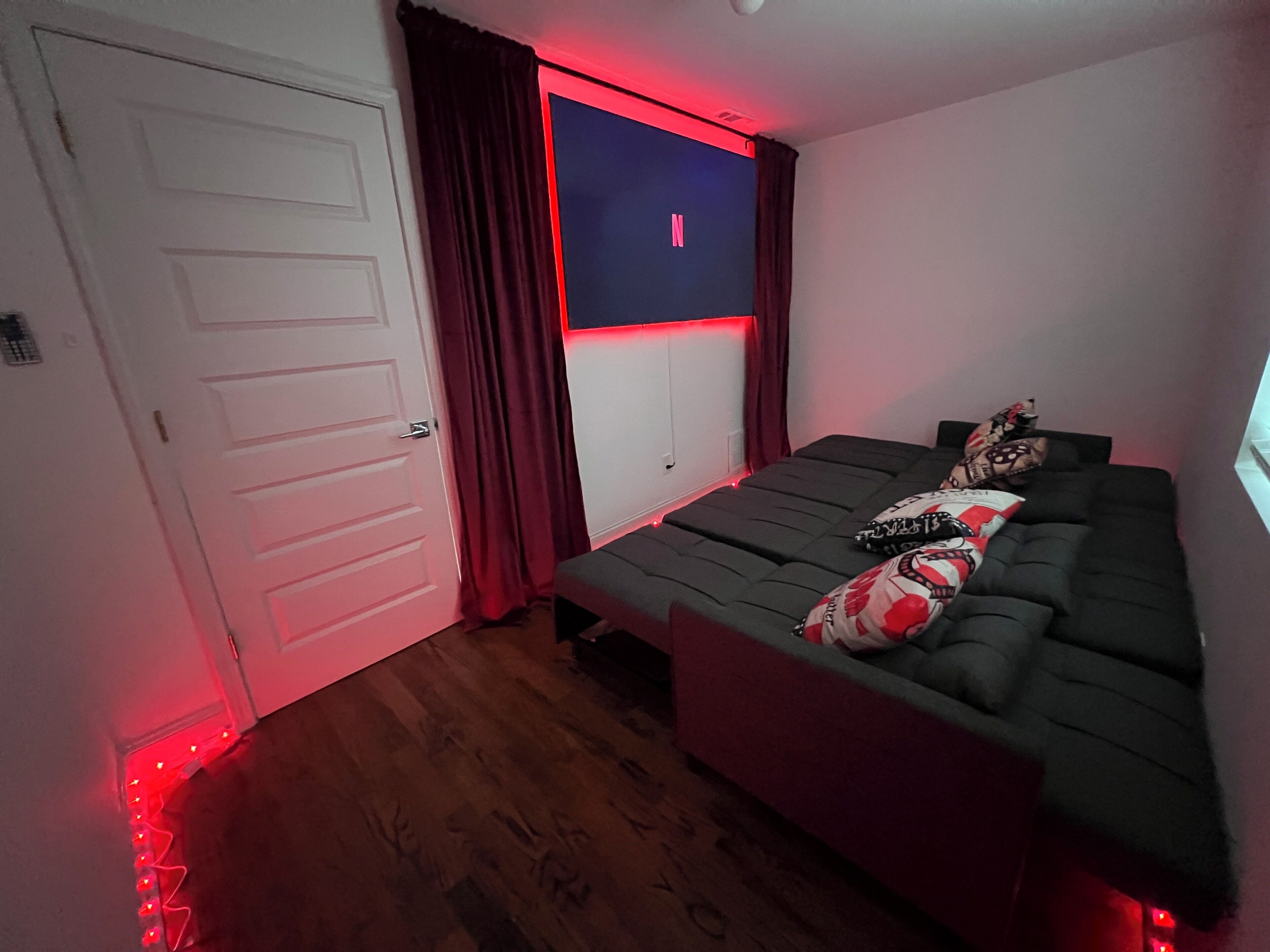 アイロン / アイロン台、WiFi、ベッドシーツ