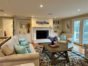 Smart TV, books - Waterfront Getaway with Heated Saltwater Pool on 3 Acres. (Yarmouth)