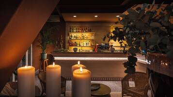 Bar (in der Unterkunft)