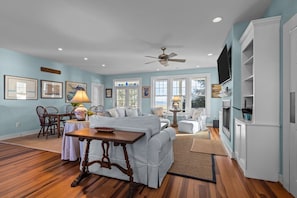 TV, fireplace - Waterfront Home w/ Pool, Private Dock & Fireplace in Newport NC (Newport)
