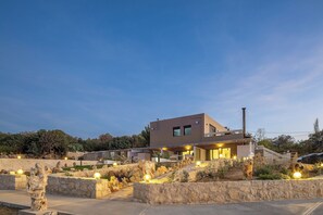 Exterior - Your Private Paradise with 2 Pools & Sea Views (Rethymno)