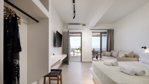 Room - Your Private Paradise with 2 Pools & Sea Views (Rethymno)