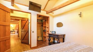 Room - The Old Cow Shed (Eye)