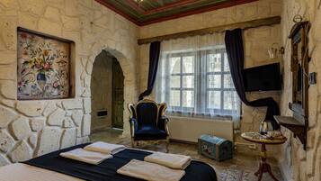 Deluxe Double Room, Garden View