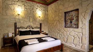 Deluxe Double Room, Garden View