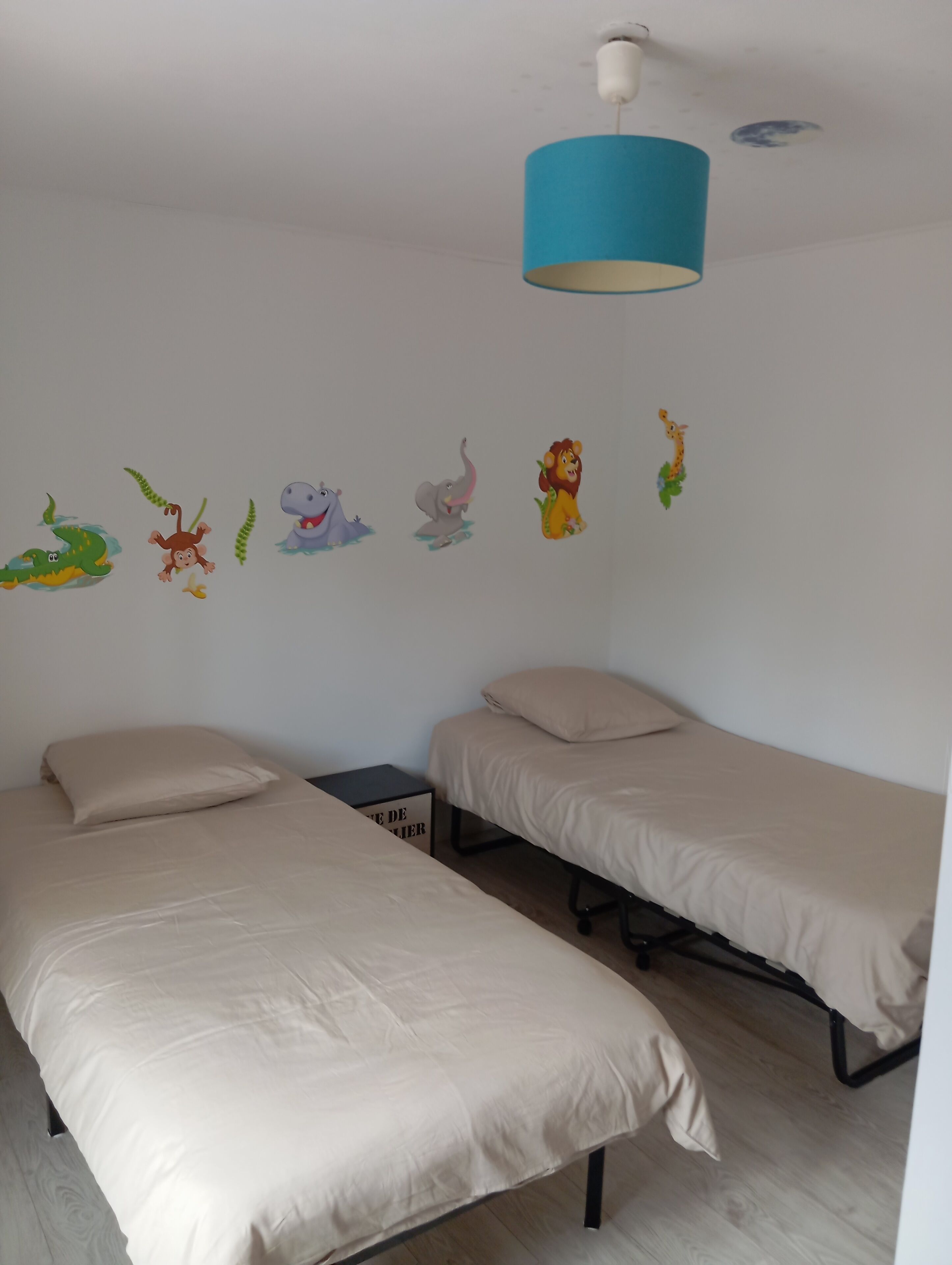 2 chambres, lit parapluie, Wi-Fi, draps fournis