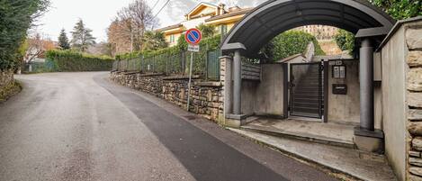 Apartment, 1 Bedroom | Property grounds