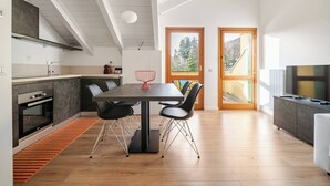 Apartment, 1 Bedroom | Dining room - Modern Flat 2 Near the Swiss Border in Viggiù (Viggiu)