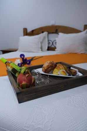 1 bedroom, WiFi, bed sheets - Hotel Rural Montinho de Ouro 2 minutes from Praia da Luz (Luz)