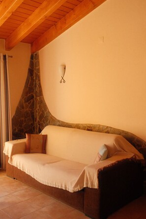 TV - Hotel Rural Montinho de Ouro 2 minutes from Praia da Luz (Luz)