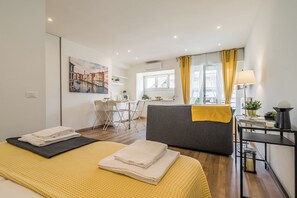 Iron/ironing board, WiFi, bed sheets, wheelchair access - LINDA'S HOUSE
Delightful apartment with AC in charming Venice Mainland (Venezia)