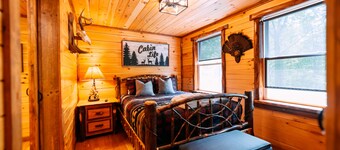 Seven Pines | Hocking Hills, 60 Acres, Firepit