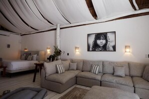 Living area - Hotel Qamar Lux (Tulum)