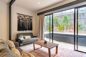 Deluxe Suite, Garden View | Terrace/patio - Hotel Qamar Lux (Tulum)