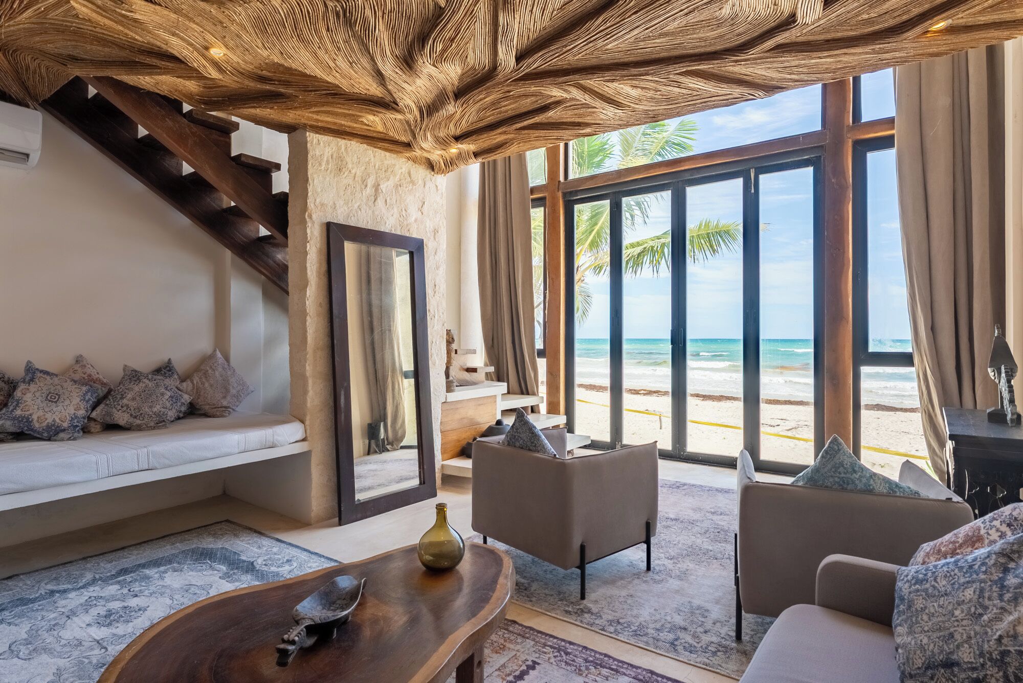 Deluxe-sviitti, merinäköala | Oleskelualue